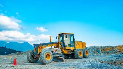 礦山工程迎來新機遇?徐工道路礦山設備穩步發力